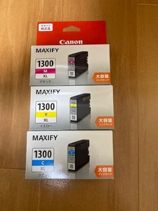 [ genuine products 4 color set ] Canon ink tanker PGI-1300XL 4 color set (PGI-1300XL BK/C/M/Y)②