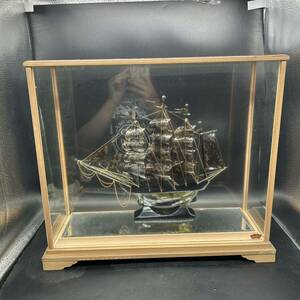 鼈甲 鼈甲船 本鼈甲 べっ甲製 船 模型 帆船 オブジェ 置物 インテリア ガラスケース 573