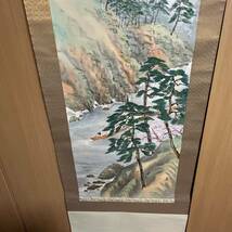 巖泉 彩色山水 古美術 掛軸 掛け軸 美術品 インテリア 本体：190cm*54cm 本紙：109cm*41cm 573_画像4