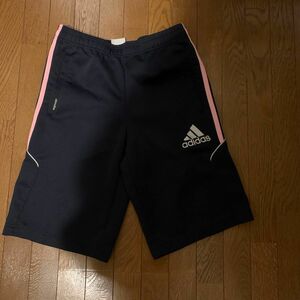 adidas 半ズボン　ジャージ下　Mサイズ