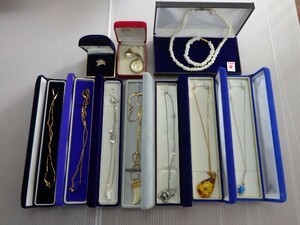 材質不明　装飾品１０点まとめ売り　