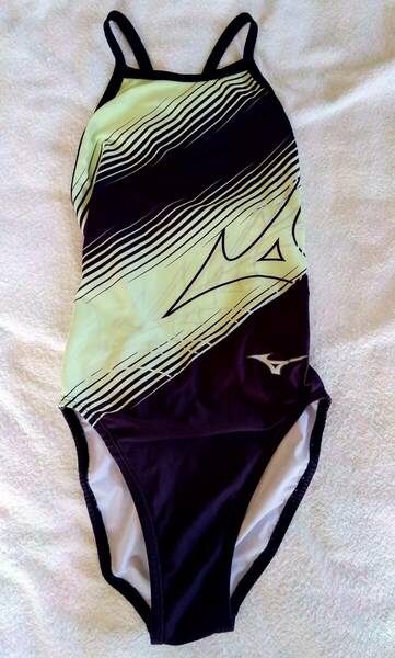 MIZUNO（ミズノ）　黒　競泳水着　SSサイズ（Sサイズの方も着用可）　即決2300円送料込み