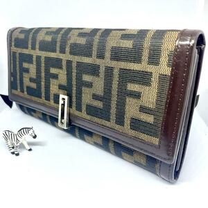 【FENDI/フェンディ/美品】長財布【ズッカ/FF/ロゴ金具/キャンバス/レザー/小銭入れ/お札入れ/ロゴクリップ/キャンバス/レザー/本革】】