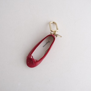 【未使用/定価1.1万】レペット repetto *キーホルダーチャーム*レッド赤パテントレザーバレエシューズ小物(ac88-2404-101)【03E42】