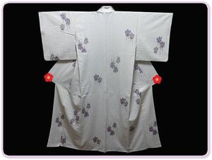《KAI688》 「化繊・洗える着物」◇小紋◇日本製／白地に花と御所車柄／袷仕立て／良品　
