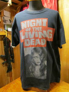 NIGHT OF THE LIVING DEAD　GILDANプリントTシャツ