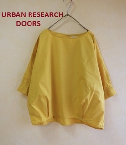 ●URBANRESEARCHDOORSアーバンリサーチドアーズプルオーバーブラウス●トップス半袖