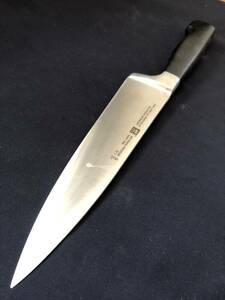 ZWILLING J.A. HENCKELS　31071-200mm 牛刀　ツヴィリング　ヘンケルス　包丁　刃渡り約20cm　全長約330cm　