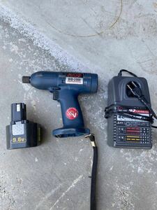 RYOBI リョービ BID-2000 インパクトドライバー 9.6V バッテリー 充電器セット 中古 ジャンク