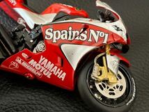 1/24スケール ヤマハ オートバイ ミニカー MotoGP YAMAHA Carlos Checa Spain's NO1 Spain speeds スペイン_画像9