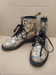 Dr.Martens