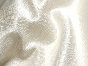 [ cloth ]. after crepe-de-chine white cloth . pattern ground .e-734