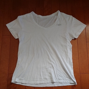 Levi'sリーバイス半袖VネックTシャツ(白)sizeL