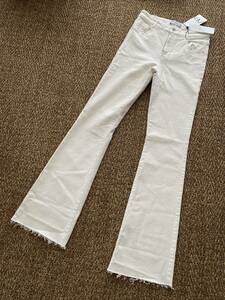 Zara Flare Leg Full Length Jeans Inseam Cream Ivory 7147 022 712 ザラ フレアパンツ　デニム　アイボリー ストレッチパンツ 