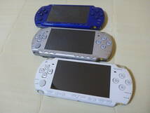 T-04286 / SONY / PlayStationPortable / PSP-2000 / 3個セット / ゲームの読み込み・起動〇 / ゆうパック発送 / 60サイズ / ジャンク扱い_画像2