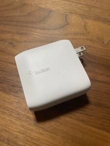 belkin BoostChargeデュアルUSB-C PDウォールチャージャー40W