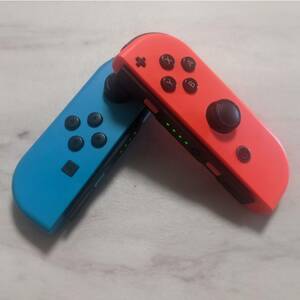 【動作確認済】Nintendo Switch ジョイコン ネオンレッド、ブルー s