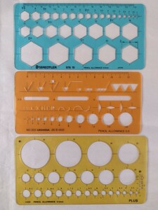 製図　テンプレート3個（円定規 六角記号定規 仕上記号定規　プラス ウチダ ステッドラー　PLUS UCHIDA STAEDTLER）