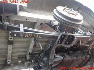 2UPJ-10325100]ハイエースバン200系(KDH206V)右リアスプリング 中古