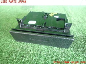 2UPJ-95587821]ポルシェ・カイエン(9PABFD)灰皿1 中古