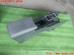 2UPJ-99657540]エクリプスクロス PHEV(GL3W)センターコンソール 中古