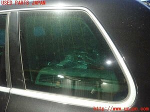2UPJ-94051382]VW トゥアレグ(7LBHKS)左クォーターガラス 中古
