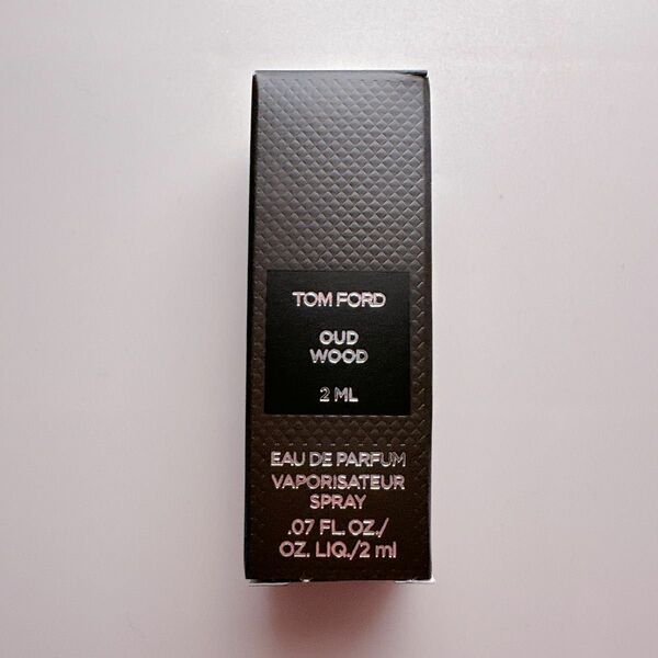 トムフォードビューティTOM FORD BEAUTY★ウードウッド OUD WOOD 2ML★新品 フレグランス