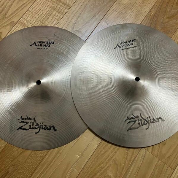 A Zildjian ニュービート　ハイハットシンバル　14インチ