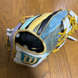 実使用　プロ野球　選手　野球 グローブ　ウィルソン　硬式　投手用　刺繍入り 内野手用