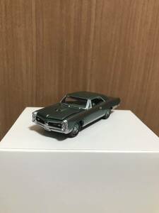 ジョニーライトニング　トミカサイズミニカー　1967ポンティアックGTO(薄緑色)