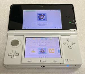 任天堂　NINTENDO ニンテンドー3DS 3DS 本体　アイスホワイト 