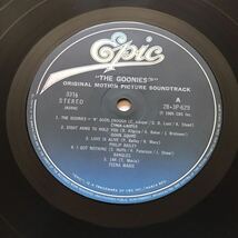 LP　国内盤　グーニーズ　オリジナル・サウンド・トラック　The Goonies　Original Motion Picture Soundtrack　283P-629_画像5