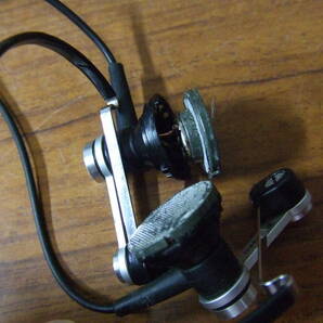 i572 audio-technica オーディオテクニカ 耳掛け型 イヤホン ATH-EC7 中古 破損あり 動作品の画像8