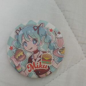 缶バッジ　初音ミク