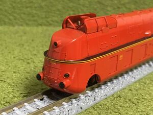 Arnold DB BR05 Steam Locomotive Red Color