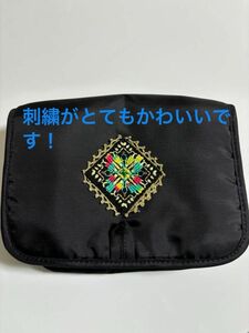 小物入れ！黒　刺繍がすごくお気に入りです！※フォローしてくださった方には必ず値下げします！