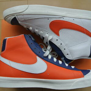 【新品】ナイキ ブレザー 30cm NBA × BLAZER MID '77 EMB "KNICKS" DD8025-100 （ホワイト/ブルーボイド/セイル/オレンジ）の画像6