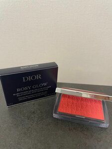 新品未使用 ディオール ロージー グロウ 061 ポピー コーラル Dior