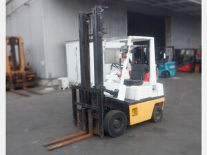 forklift Nissan EH01A18 1988 5,513h 【新規出品】1.8tonne　NISSAN　ディーゼル