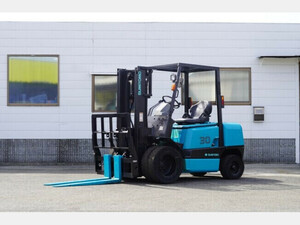 forklift 住友forklift 13-FG30PVIIF2 2001 2,026h Gasoline　積載3.0ｔ　ヒンジ　ダブ