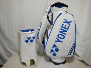 YONEX