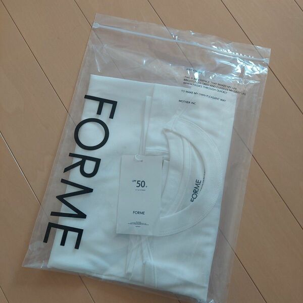 東原亜希　FORME Tシャツ