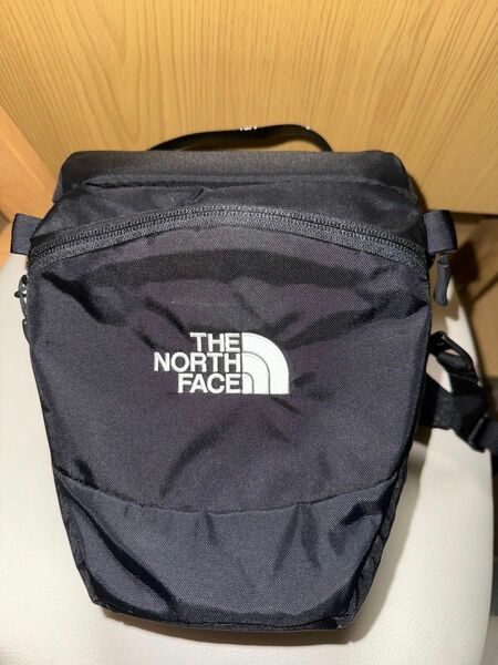 未使用　THE NORTH FACE エクスプローラーカメラバッグ NM92350