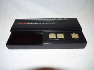 TASCAM MTS-30 MIDI TAPE SYNCHRONIZER (2)