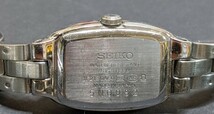 IY1582 SEIKO 1F24-OAEO 腕時計/ウォッチ/レディース/時計/セイコー 動作未確認 現状品 JUNK 送料無料_画像7