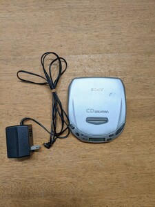 IY1446 SONY D-E404 CD WALKMAN ポータブル CDプレーヤー/ソニー 通電 再生のみ確認 その他詳細動作未確認 現状品 JUNK 