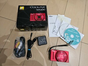 中古　Nikon COOLPIX S8200 デジタルカメラ