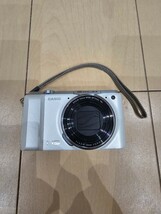 中古　CASIO EXILIM EX-ZR850 ホワイト コンパクトデジタルカメラ _画像1