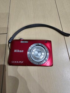 ジャンク　Nikon ニコン COOLPIX S2900 コンパクト デジタルカメラ
