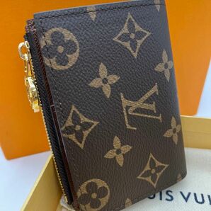 【極美品】Louis Vuitton ポルトフォイユ・リサ ミニウォレット